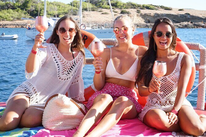 3 Hours All Inclusive Boat Trip Ibiza - Drinks, snacks, fruit, and onboard comfort that keep the vibe relaxed
