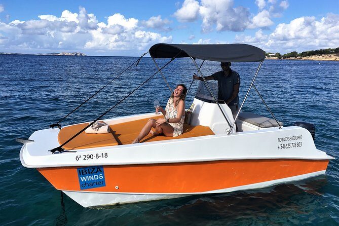 Adventurecat Half day tour - Boat Rental - No license required. - What a typical day can look like on the water