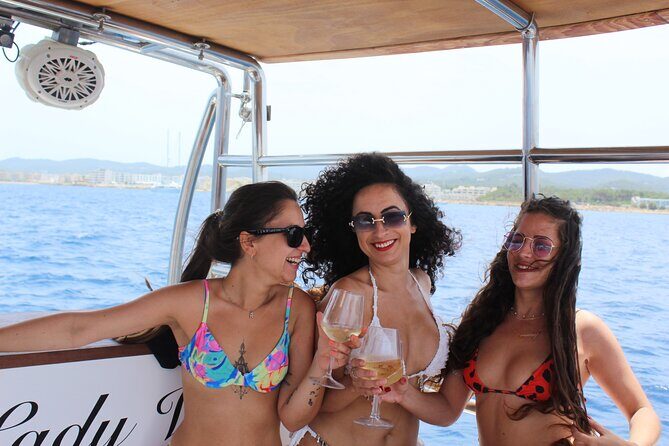 Boat Excursion in Ibiza with All Inclusive - Cueva del Amor: the cave entry that breaks up the beach routine