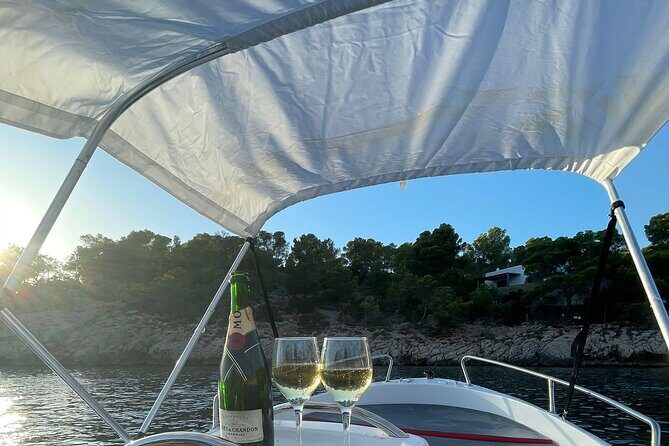 Boat Rental Without License Full day (8hs) - No-license boating in Ibiza: what this really buys you