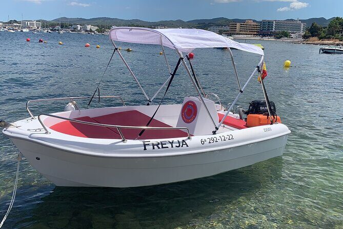Boat Rental Without License Half day (4hs) - Snorkeling comfort and safe cruising: making the water time count