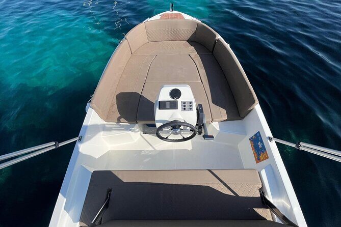 Boat Rental Without License in Ibiza and San Antonio - Where the day happens: how your time unfolds on Ibiza waters