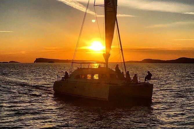 Cala Bassa Catamaran Private Excursion - The 7-hour rhythm from 10:00 am to sunset