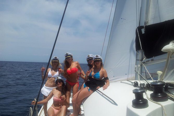 Cala Comte Private Catamaran Tour - Meeting at Rita’s Cantina and getting the day rolling