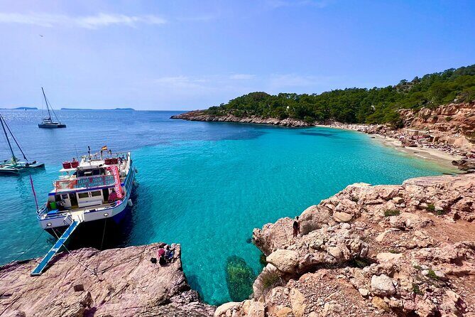 Cala Salada and Unspoiled North Beach Tour. Snorkelling and Aquarium - Key Highlights