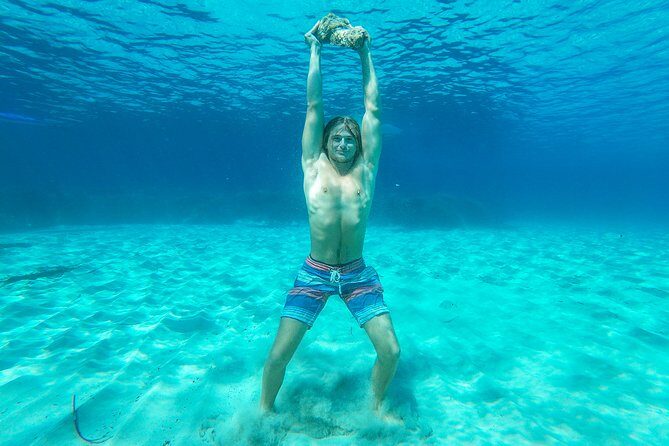 Discover the best corners of the island in paddle surf - Choosing the Right Beach by Wind and Waves