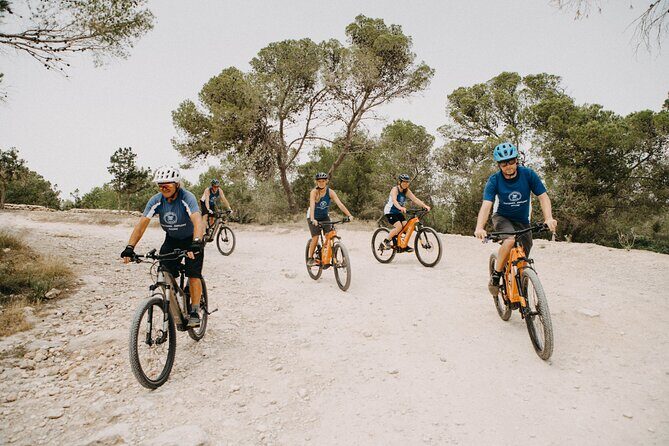 Ebike tour of Ibiza town and surroundings (start from the port) - Meeting your guide and setting off on an e-bike you’ll trust