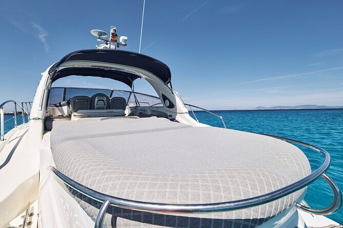 Enjoy an unforgettable experience with the Elegant CRANCHI 47 - Price and Value: $3,129.49 per Group (Up to 12)