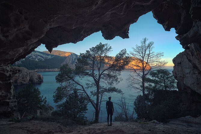Explore Secret Ibiza: Guided Hiking Tours with Local Experts - Sunset Timing: When the Best Light Meets Good Pace