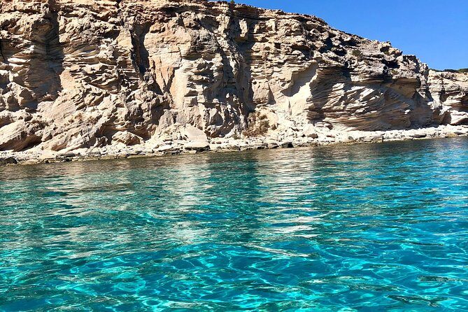 Full Day Private Tour Formentera from Ibiza - Stop 1: S’Espalmador, the boat-only sand where pictures happen