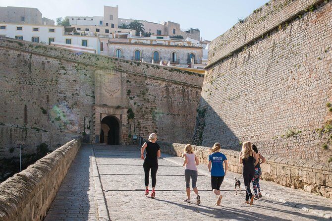 Full Running Tour of Ibiza Town - Meeting point, pickup, and the smart hours that matter