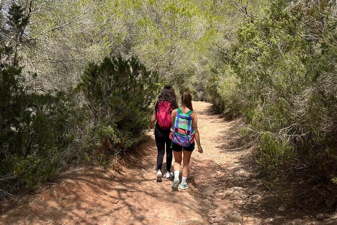 Hiking guide tours in Ibiza - Explore stunning views with us! IHL - Getting to Sant Antoni and how the day actually starts