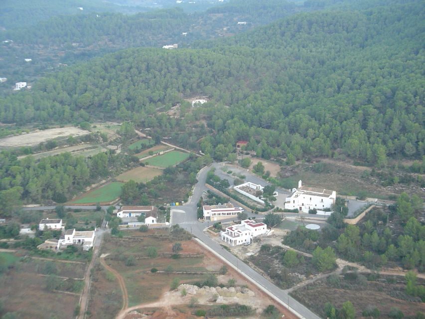 Hot Air Balloon Ride over Ibiza - From Meeting Point to Takeoff Field: the 4WD ride and balloon setup