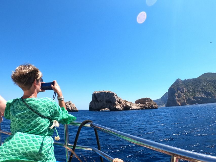 Ibiza: Boat Trip to Margaritas Islands and Aquarium Ticket - Who This Catamaran Trip Fits Best