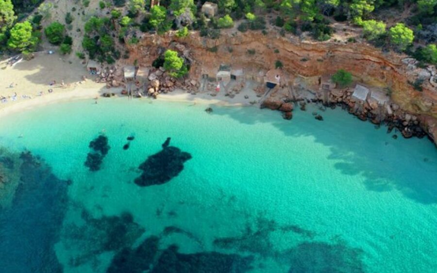 Ibiza: Cala Salada & North Cruise with Drinks & Snorkeling - Drinks and Snacks Onboard: Value You Can Feel