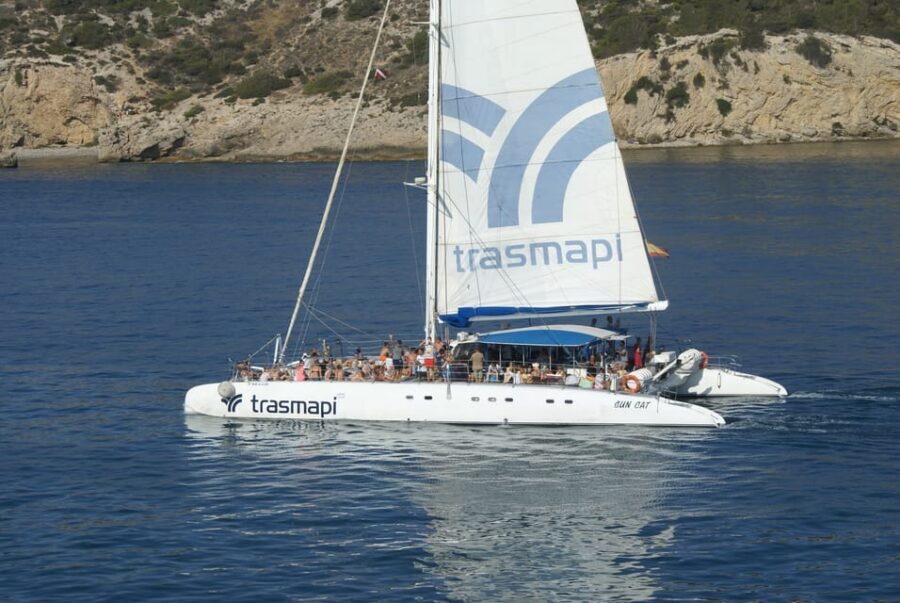 Ibiza: Catamaran Cruise to Formentera with Meal and Drinks - Key things I’d pin to the top