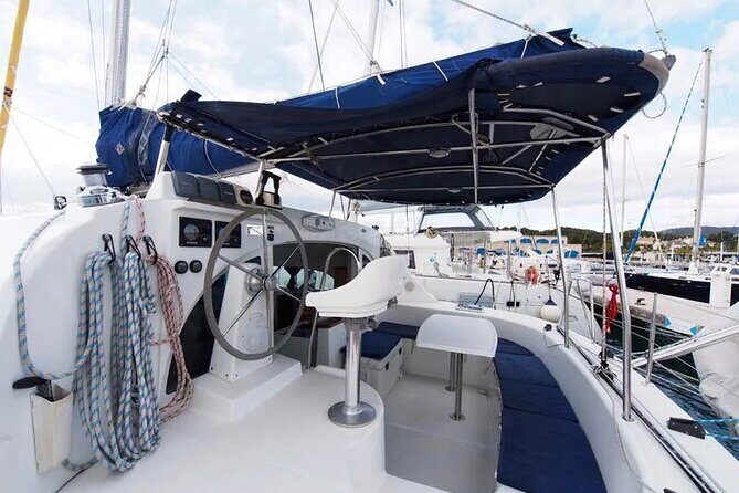 Ibiza & Formentera Private Catamaran Full-Day Sailing Tour - Playa de Ses Illetes on Formentera: Beach Time and Lunch Choices