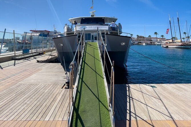 IBIZA-FORMENTERA SEA EXPERIENCE, from Figueretas - From Figueretas To Formentera: The fast 45-minute crossing
