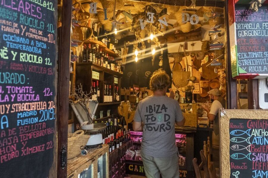 Ibiza: Guided Food Tour of Ibiza Town with Tastings - Key things I’d circle before you book