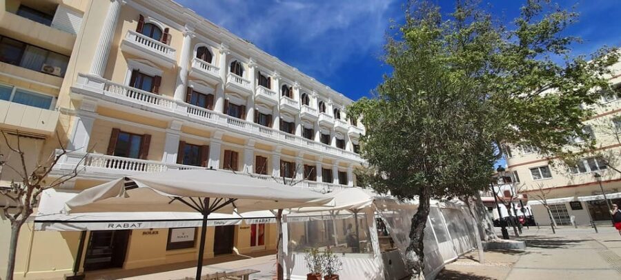 IBIZA HIGHLIGHTS TOUR: From Unesco heritage to best beaches - Price and car logistics for a private group up to 3