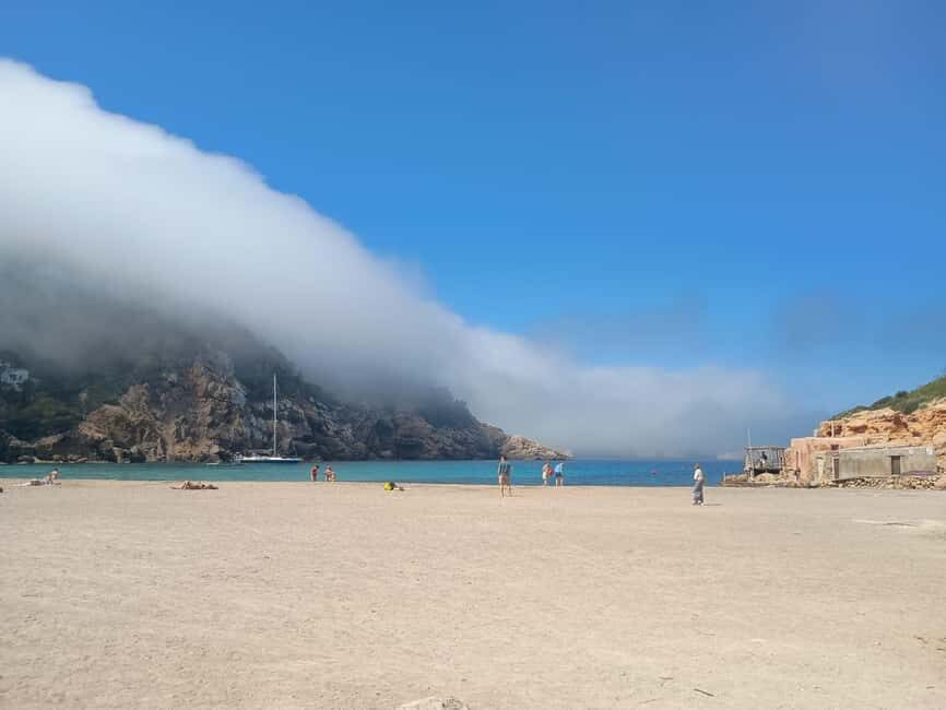 Ibiza: Jeep Safari Island Exploration - The lunch: a proper picnic with baguette, cheese, and salad