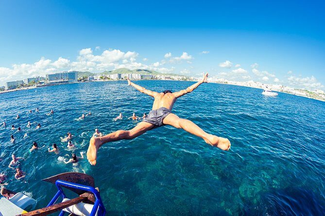 Ibiza Ocean Club Boat Party with 3 Hours Premium Drinks and DJ - Getting to Vanilla Beach at Playa d’en Bossa without stress
