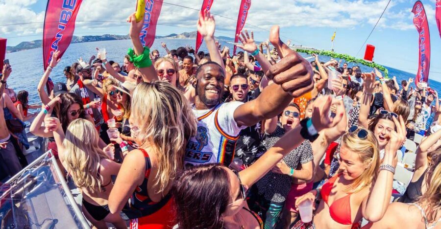 Ibiza: Ocean Club Boat Party with Premium Drinks, Food, & DJ - Drinks, food, and the included photographer (plus what costs extra)