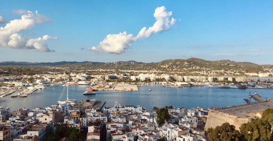 Ibiza: Old Town Guided Walking Tour - Why Dalt Vila and the Port Are the Best Two-Hour Combo