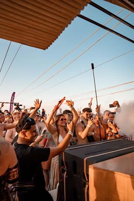 Ibiza: Party Boat w/ Drinks, Live Performances, DJ & Dancers - Rio Ibiza Pre-Party: Where the Evening Starts Rolling