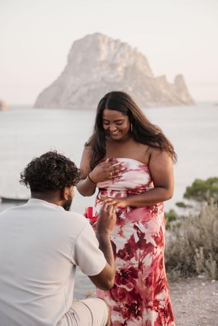 Ibiza: Photoshoot at Es Vedrá panoramic viewpoint & sunset - Price and value: what you’re really paying for at $177 per person