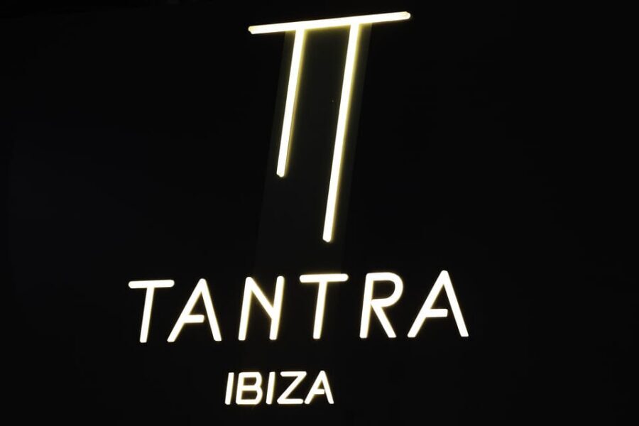 Ibiza: Pre-Party at Tantra w/ Premium Open Bar & Club Ticket - Timing, Admission, and Footwear Rules That Can Ruin a Smooth Start