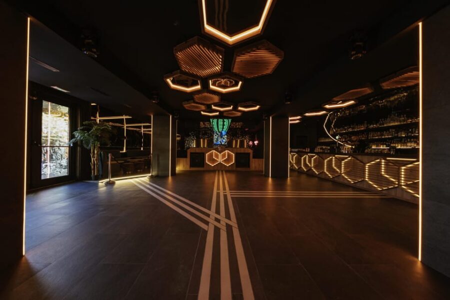 Ibiza: Pre-Party at Tantra w/ Premium Open Bar & Club Ticket - The 3-Hour Premium Open Bar: Drinks, Brands, and the 9pm Rule