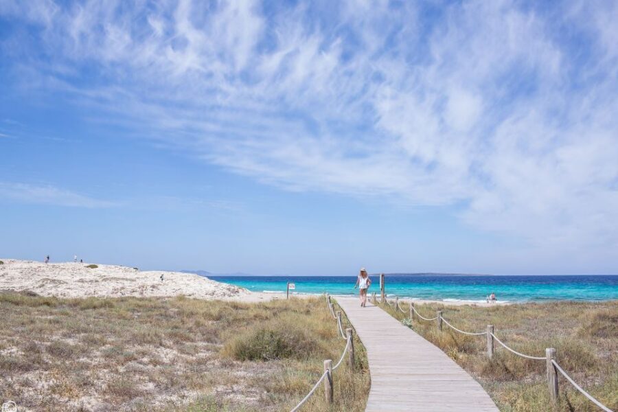 Ibiza: Santa Eulalia Round-Trip Transfer to Formentera - Arriving in Formentera: your 6–8 hours are truly self-guided
