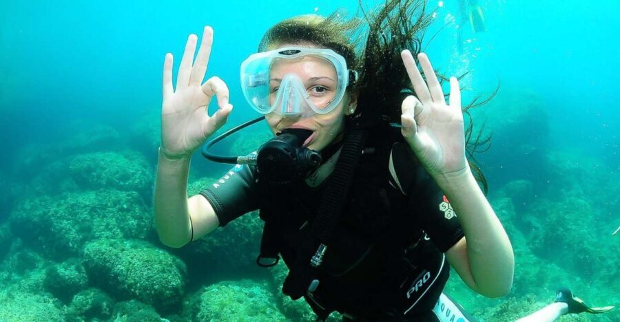 Ibiza Scuba Diving for Beginners and Snorkeling - Boat Comfort: Solarium Time and a Friendly Crew