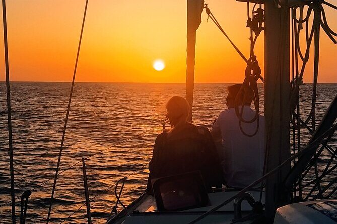 Ibiza sunset boat trip with appetizers and champagne, 6 guests - Key things that make this sail worth your time