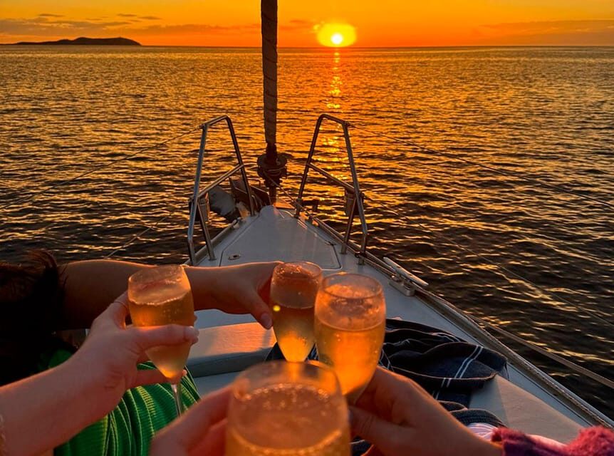 Ibiza: Sunset boat trip with appetizers, only up to 6 guests - The 1.5-Hour Coast Cruise: What You’re Seeing Before the Sky Turns