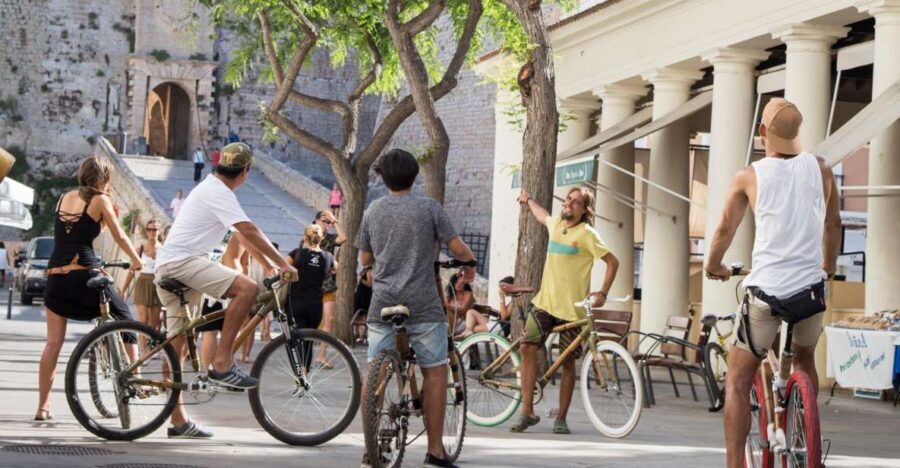 Ibiza Town Private Guided Sightseeing Tour by Bike - Getting oriented at Mondo Rent and picking your ride length
