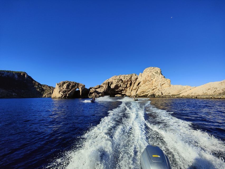 Jet Ski to Margaritas Islands from San Antonio - No License - The Ses Margaritas arch: the moment most people remember