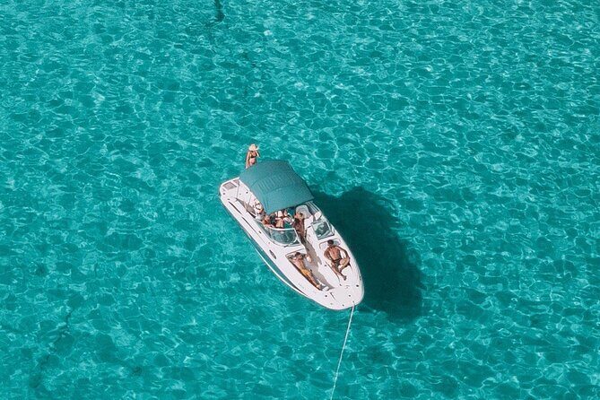 Private Boat Rental Sea Ray up to 8 people Ibiza-Formentera - What’s included on board: drinks, snorkel gear, and paddle surf