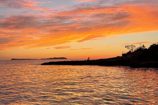 Private boat rental with snorkel in San Antonio, Ibiza - The Fresh Mint Boat: Yacht Feel Without the Big-Tour Fuss