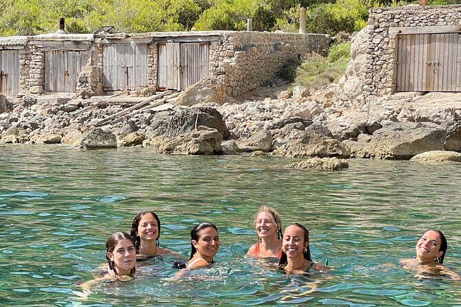Private boat rental with snorkel in San Antonio, Ibiza - The Practical Flow: From Meeting Point to Return