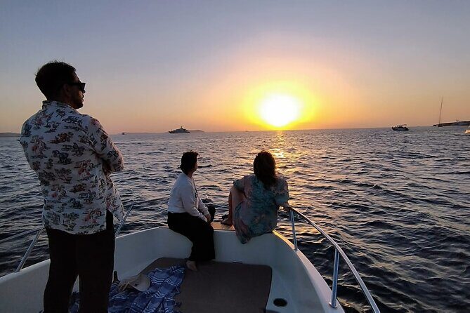 Private Boat Tour of San Antonio with Paddel surfing and Snorkeling - Sa Figuera Borda: coast navigation plus cave exploring time