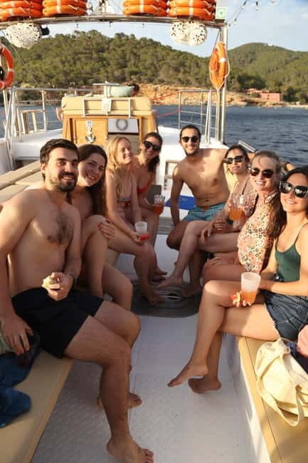 San Antonio: Cala Bassa, Cala Conta and Cave Boat Trip - The route toward southern Ibiza caves and cliffs