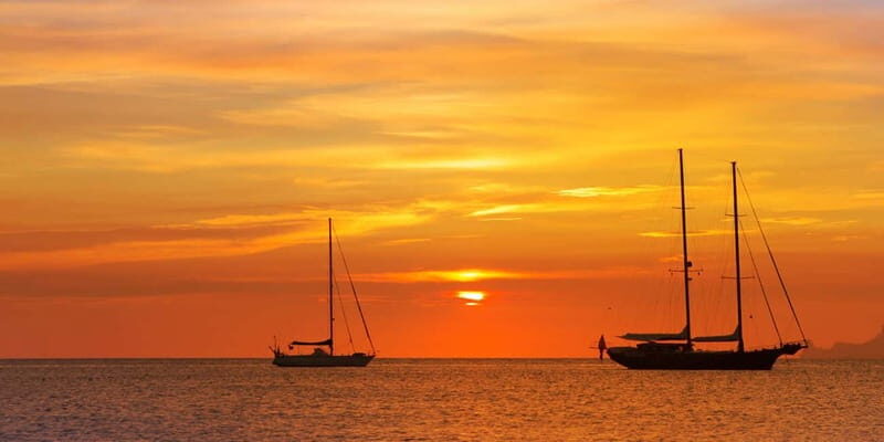 San Antonio: Cala Salada & Cala Gracio Sunset Boat Trip - The First Stop: Cala Salada and That Clear-Water Feeling