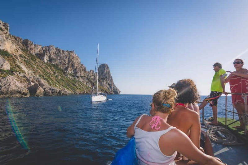 San Antonio: Es Vedrà & Formentera Boat Tour with Snorkeling - San Antonio start: why the meeting point matters