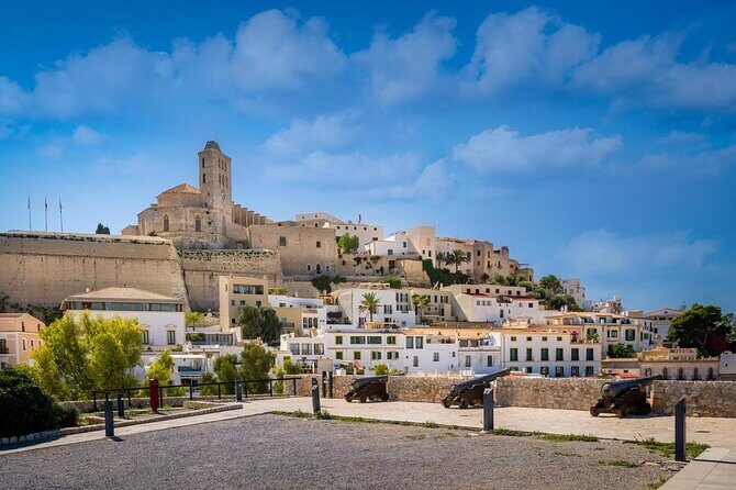 Secrets of IBIZA CITY - 2 hours walking tour - Vara de Rey by the Port: A Quick Start With Real Context