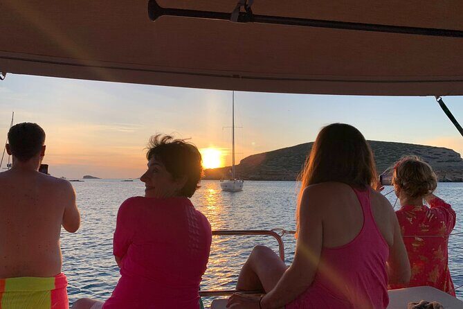 Sunset Private Sailboat Experience in Ibiza - Four things that make this sail worth your evening