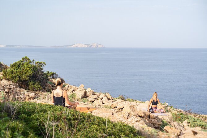 Yoga & Brunch by the Sea in Ibiza - Yoga by the sea with Jana: what the session feels like